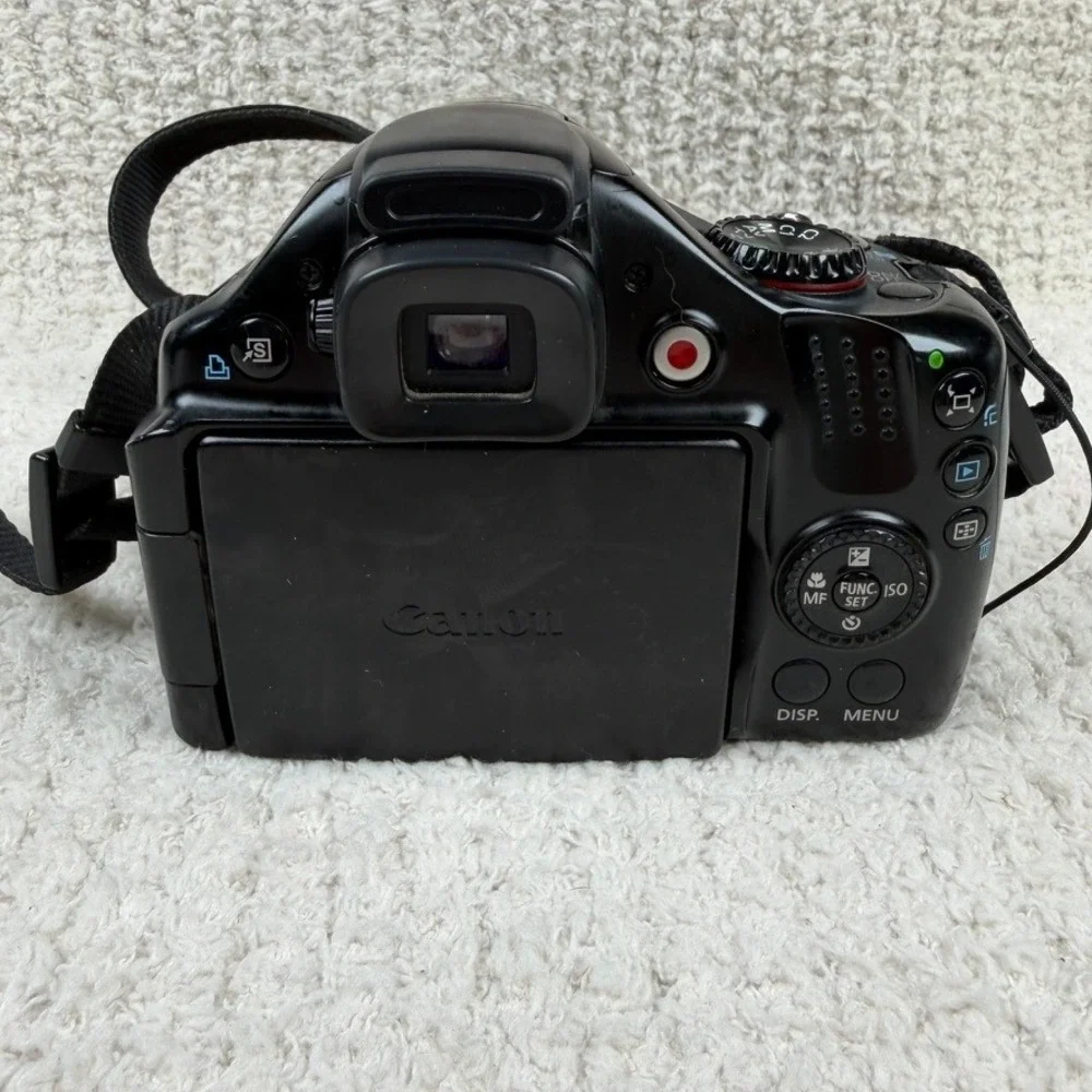 Canon PowerShot SX30 IS 14.1MP Digital Camera 35x Optical Zoom Black PLEASE READ